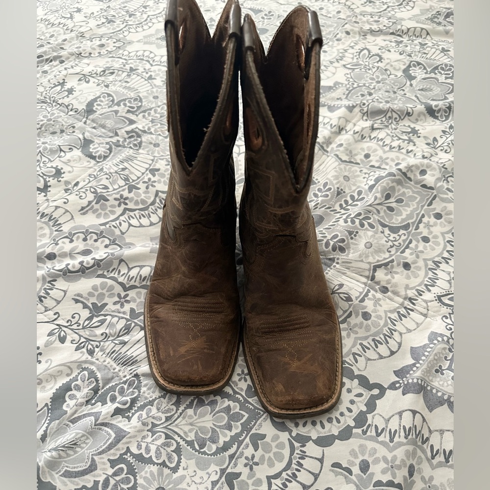 Ariat Brown girl Cowboy Boots